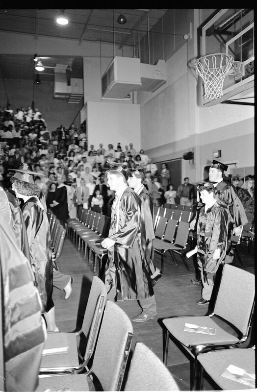 1991 Graduation, Graduates Walk 04
