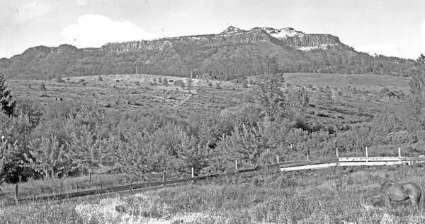 Cove, Mt. Fanny