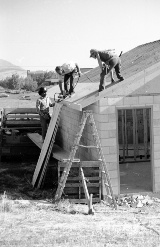 1985 Stadium, Restrooms Construction 02