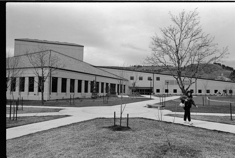 1991 Students, Walking 31