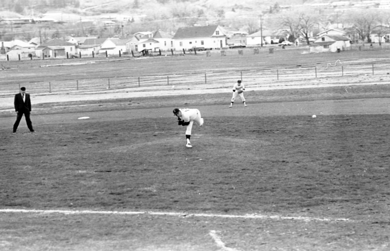 1974 Baseball Action 19