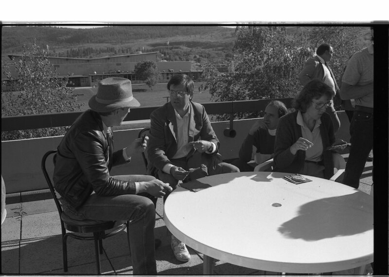 1989 Loso Hall, Tour Refreshments 02