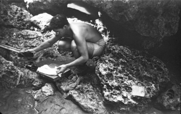 Fred Hill Washing Laundry