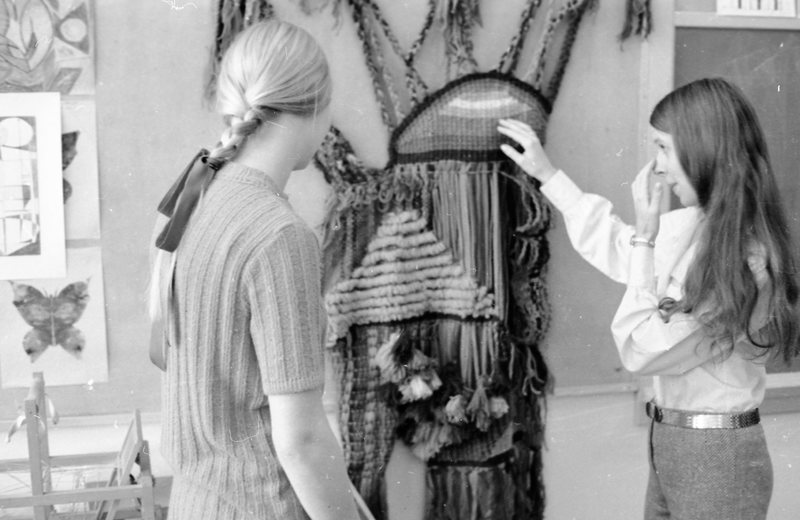 1972 Art, Weaving 01