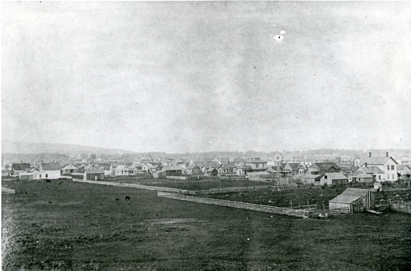 La Grande, Elevated View 3