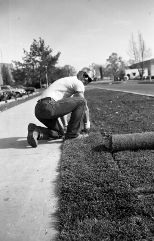 1986 Employees, Groundskeepers 10