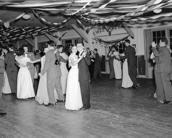 1949-50 Dance, Sweetheart Ball 3