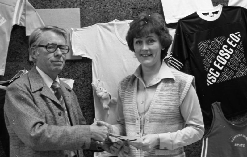 1980 Employees, Bookstore Business 02