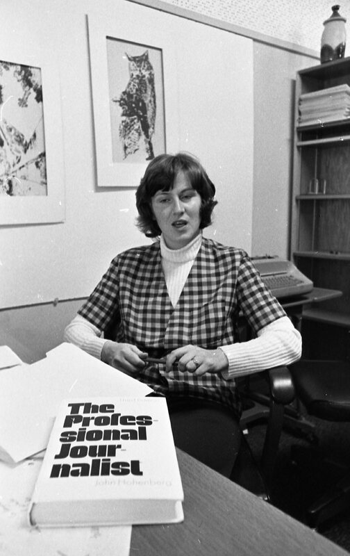 1974 Employee, Unidentified Woman B 02