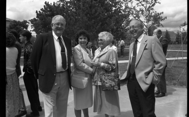 1990 Loso Hall Dedication, Guests 16