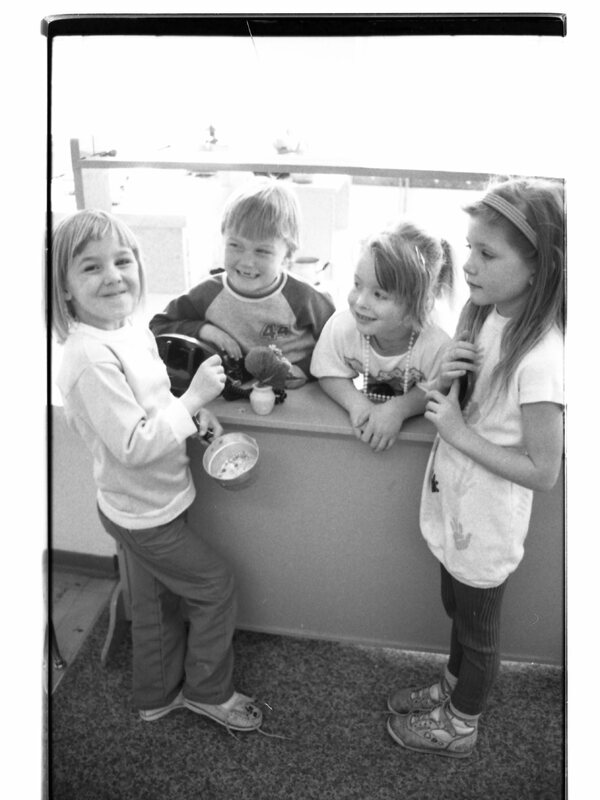 1989 Ackerman Elementary School, Playing 04