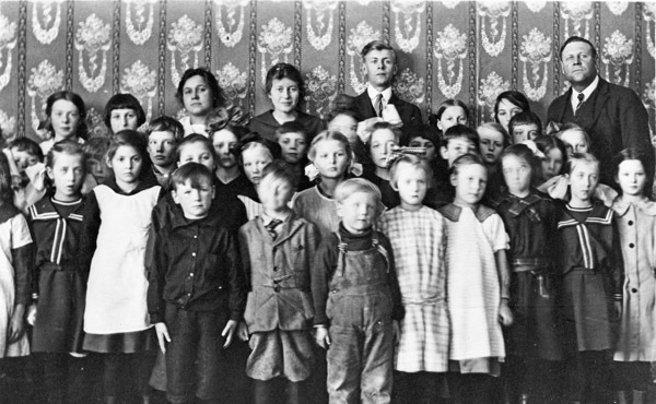Island City, Schoolchildren 1