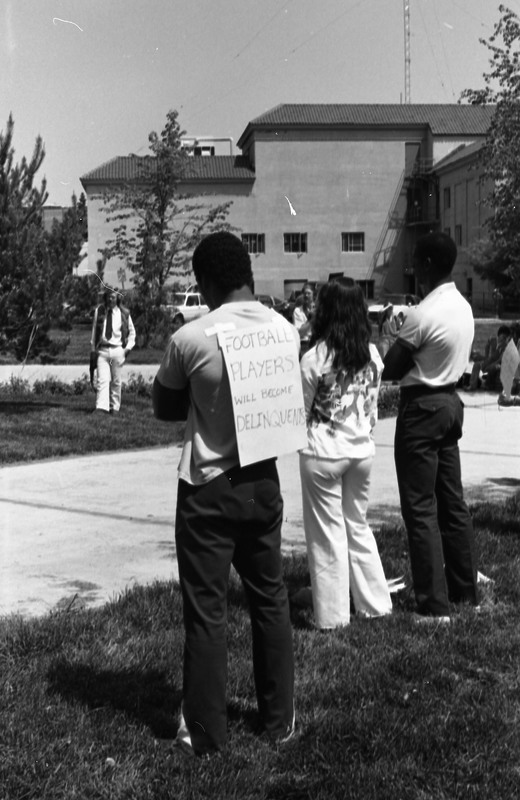 1981 Students, Protest Rally 04