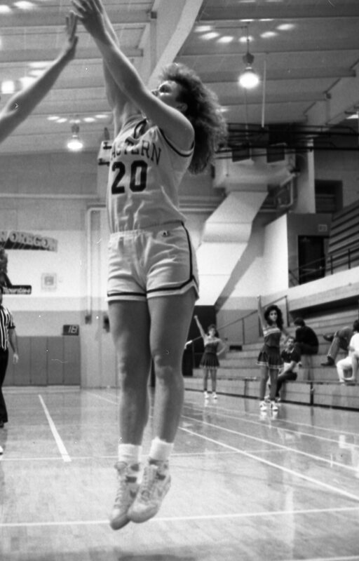 1988 Women's Basketball Action, Concordia at EOSC 20
