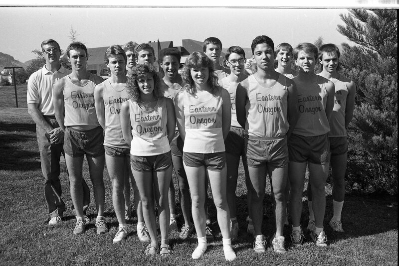 1988 Track Team 02