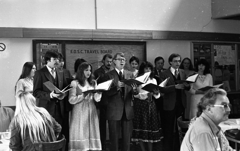 1982 Blue &amp; Gold Singers 01