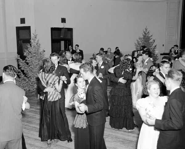 1949-50 Dance, Christmas 12