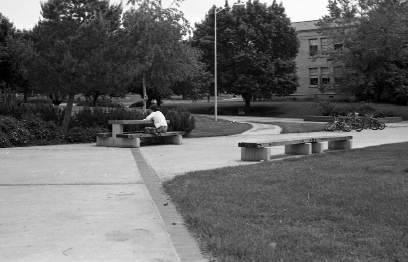 1985 Students, May Outdoor Candid Shots 31