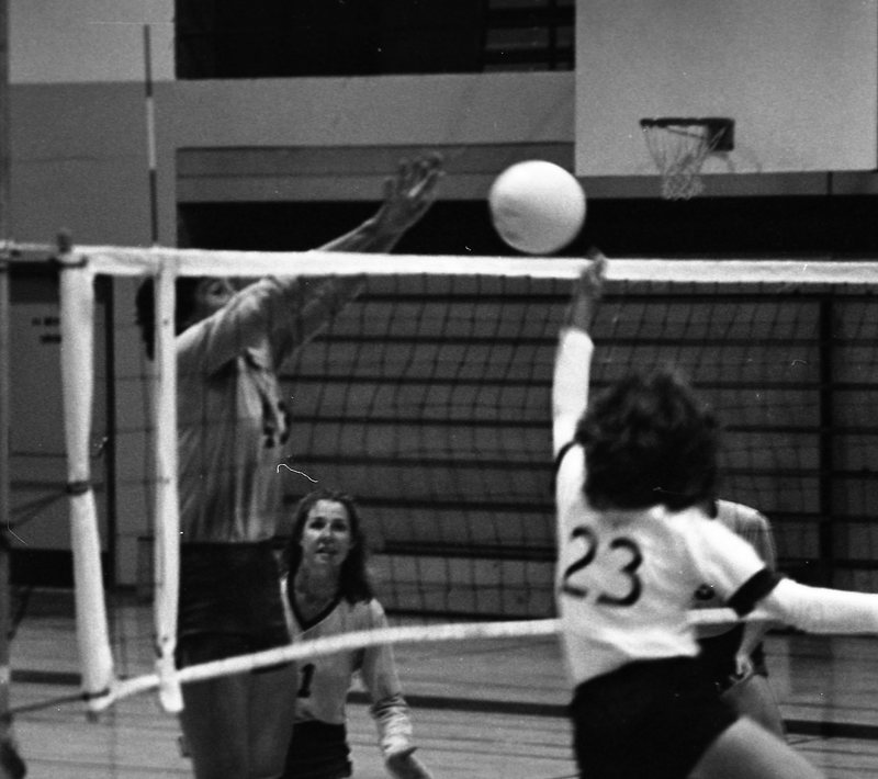 1981 Volleyball Action 30