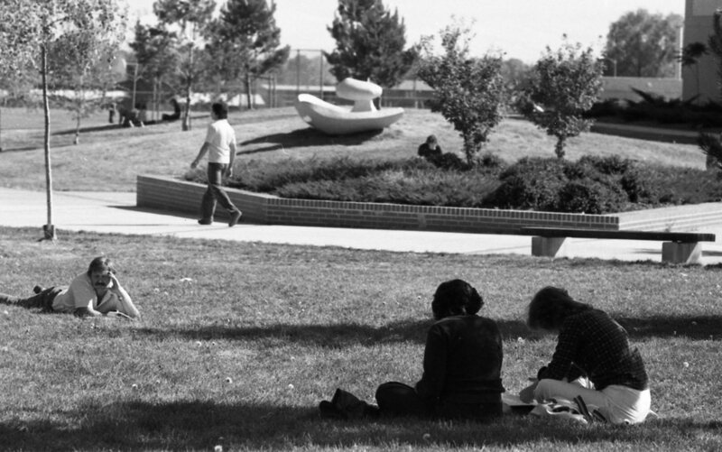 1978 Students, Outdoor Scenes 15