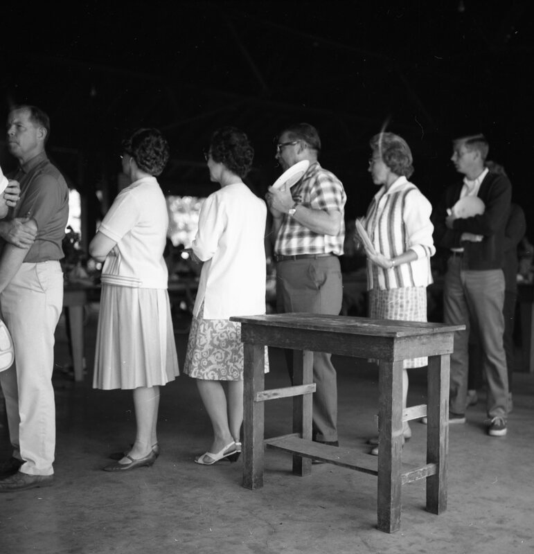 1967 Employees Picnic, Pavilion 04