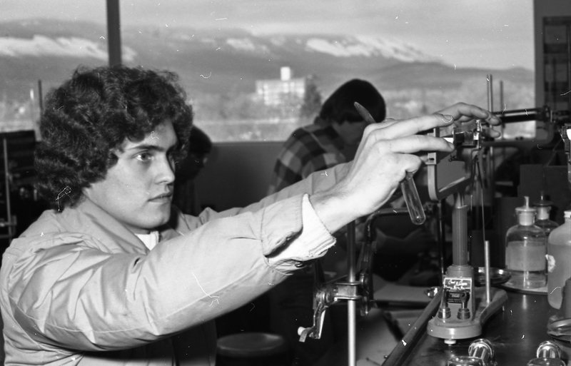 1980 Science, Chemistry Lab 02