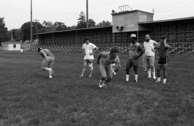 1981 Football, Summer Training 08