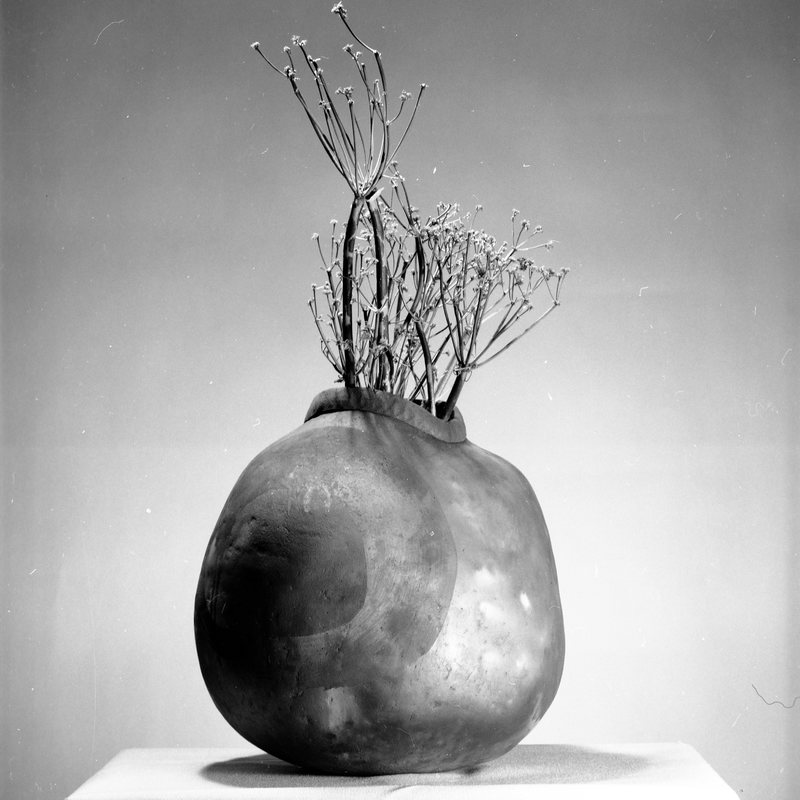 1972 Art, Ceramic Vases 01