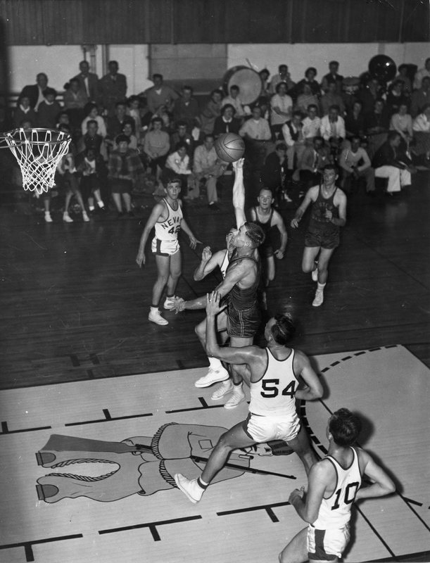 1955-56 Basketball Action 6