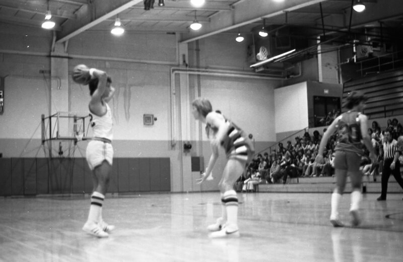 1978 Basketball Action 03
