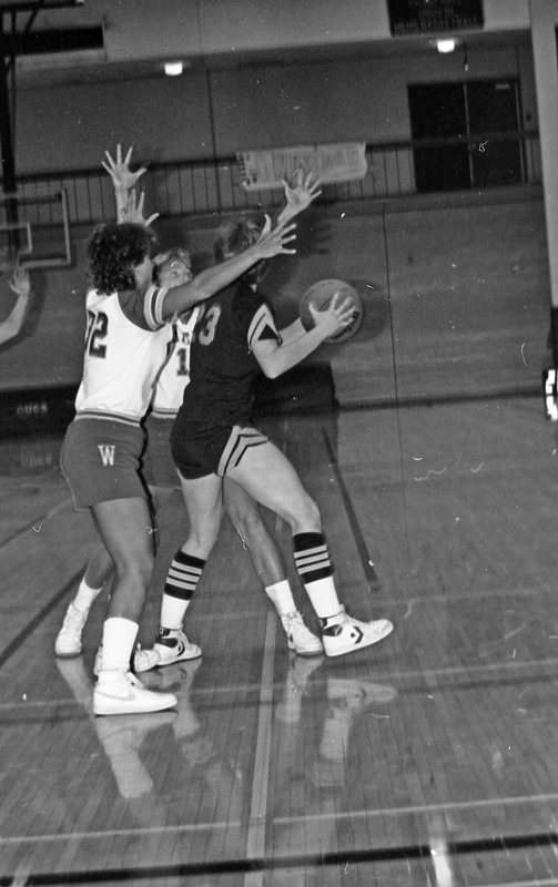 1984 Women's Basketball Action, EOSC vs. Whitman 15