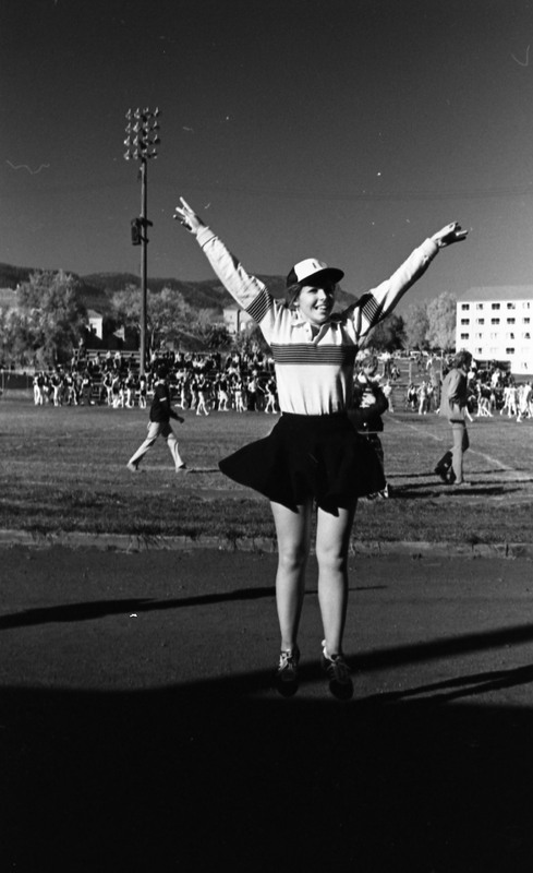 1977 Cheerleaders 12
