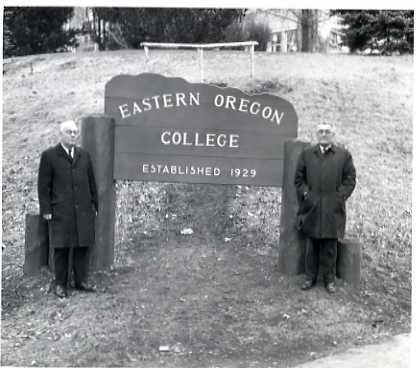 1966 Employees, Sign 1-1