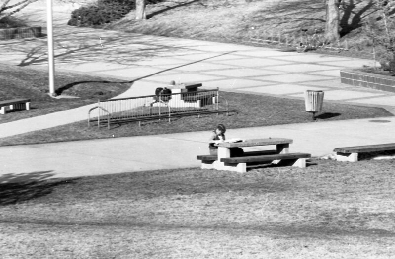 1985 Students, March Outdoor Candid Shots 02