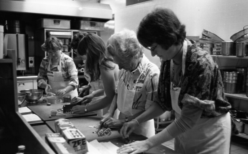 1978 Grande Ronde Mini College, Cooking 05