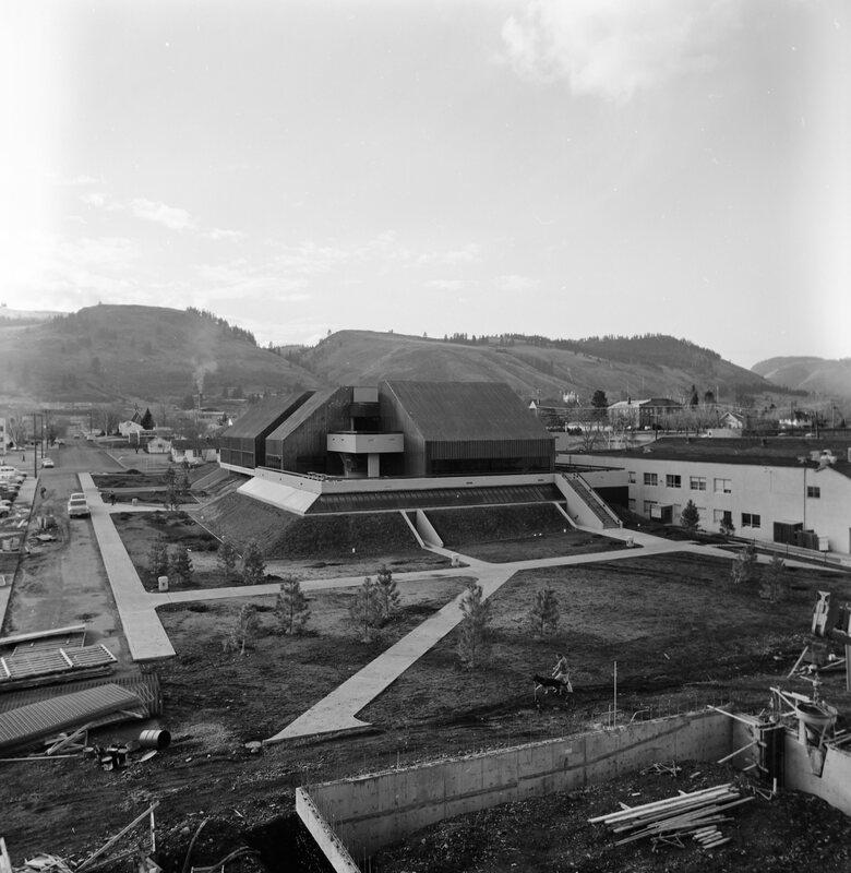 1973 Hoke Hall 08