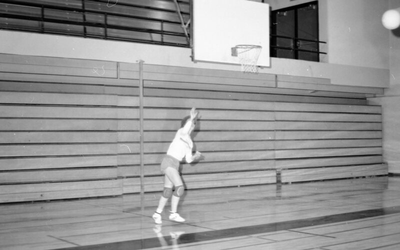 1982 Volleyball Action 18