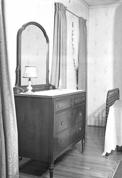 La Grande Home, Interior-B 12