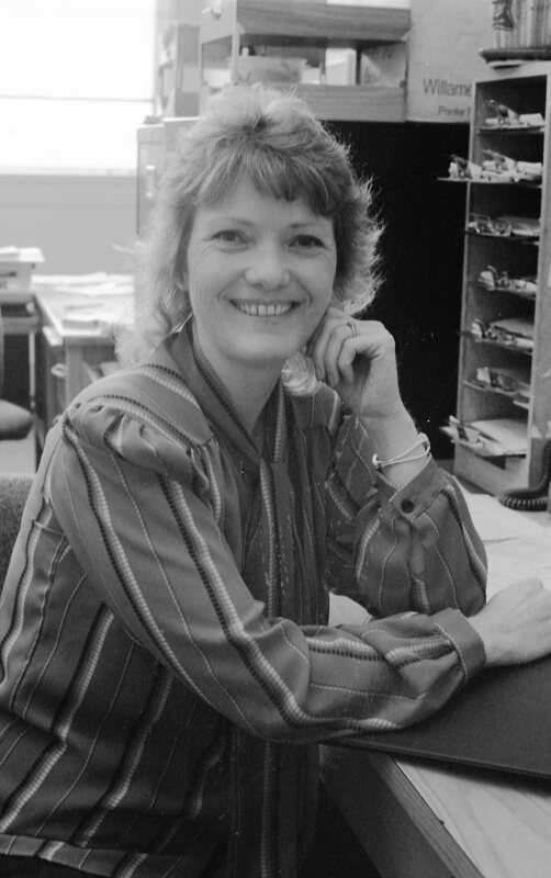 1987 Employee, Linda Howland 04