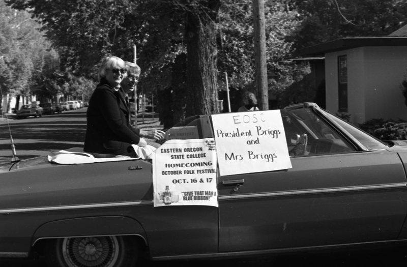 1981 Homecoming Parade, Dignitaries 02