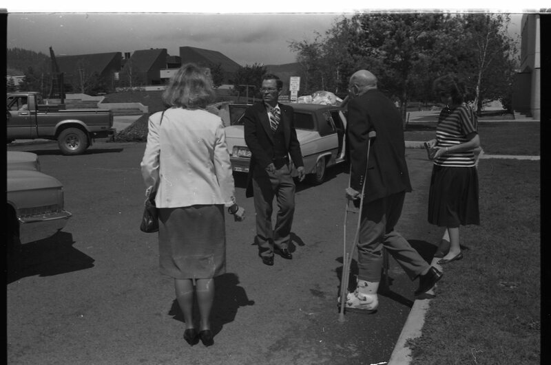 1990 Continuing Education Employees, Limo 04