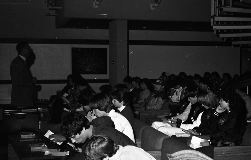 1982 New Student Orientation, Groups 02