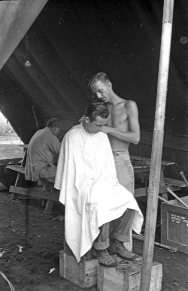 Dobodura Camp, Barber