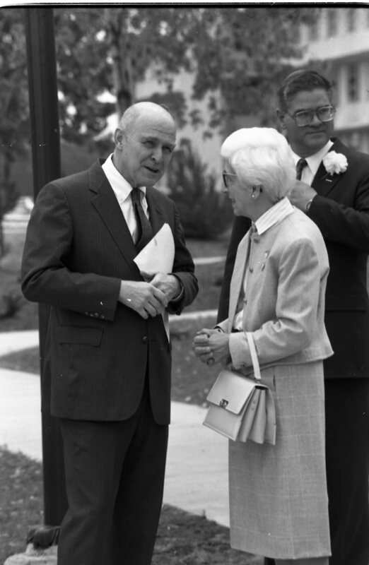 1990 Loso Hall Dedication, Officials 07