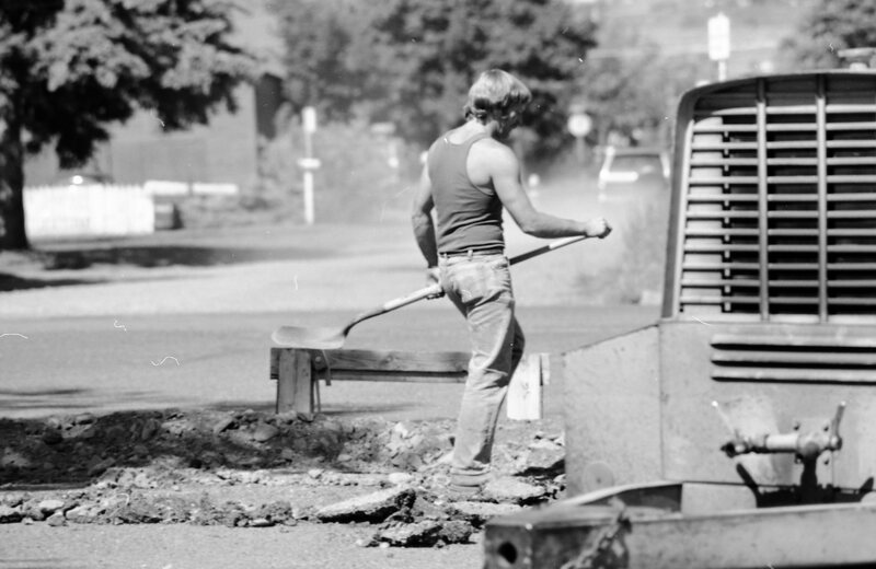 1987 Campus, Road Repair 02