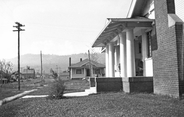 La Grande Home, Reuter-A 12