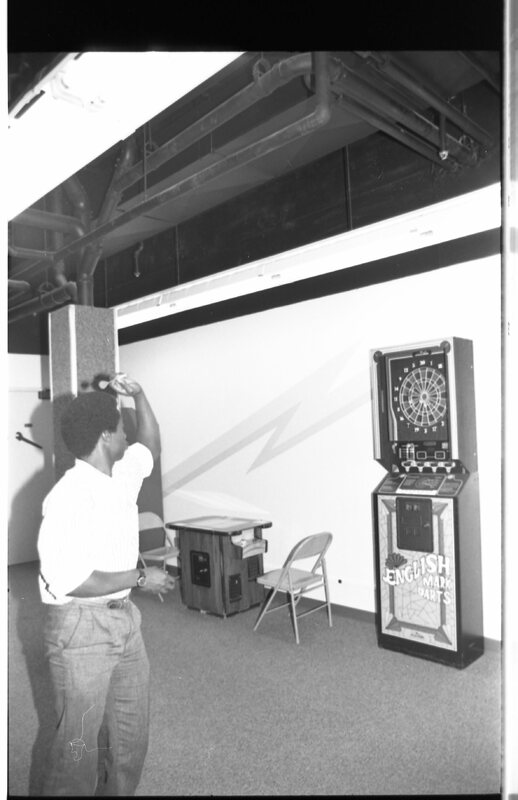 1989 Recreation Room, Darts 02