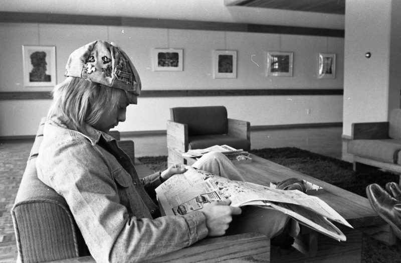 1976 Student, Reading 1