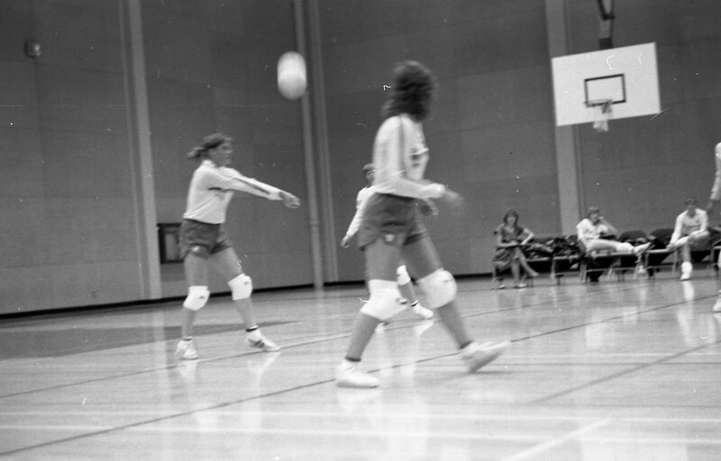 1984 Volleyball Action, EOSC vs. BMCC 14