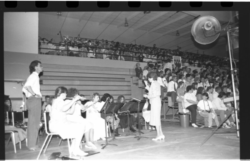 1989 Graduation, Band 02